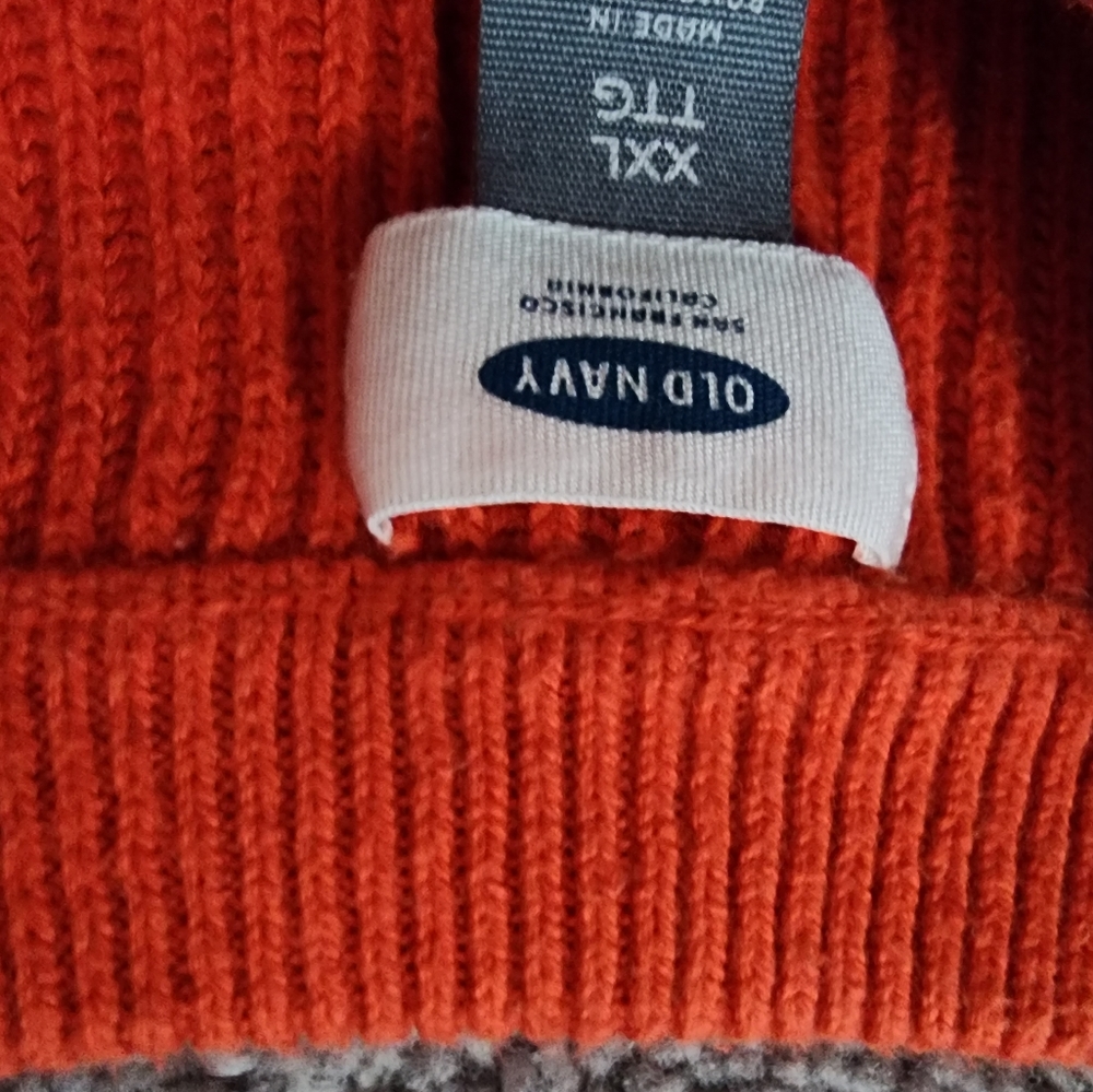 Tank sweater